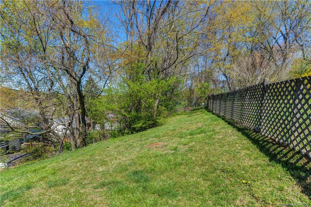 19 Lynwood Circle - Photo 24