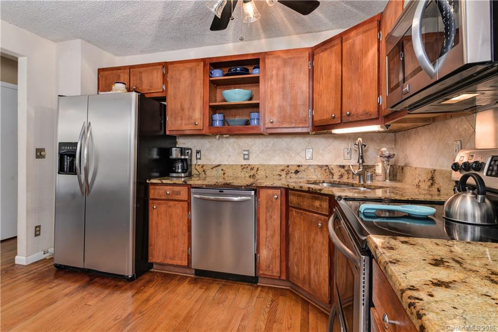 19 Lynwood Circle - Photo 9