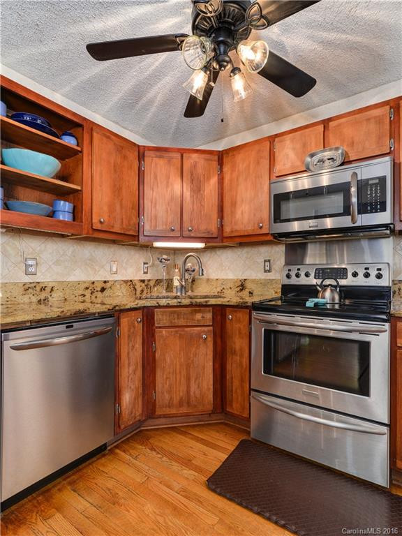 19 Lynwood Circle - Photo 10