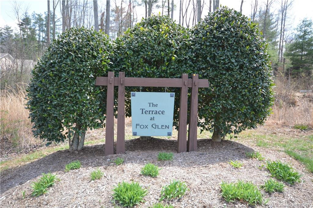 51 Fox Briar Drive #51 - Photo 2
