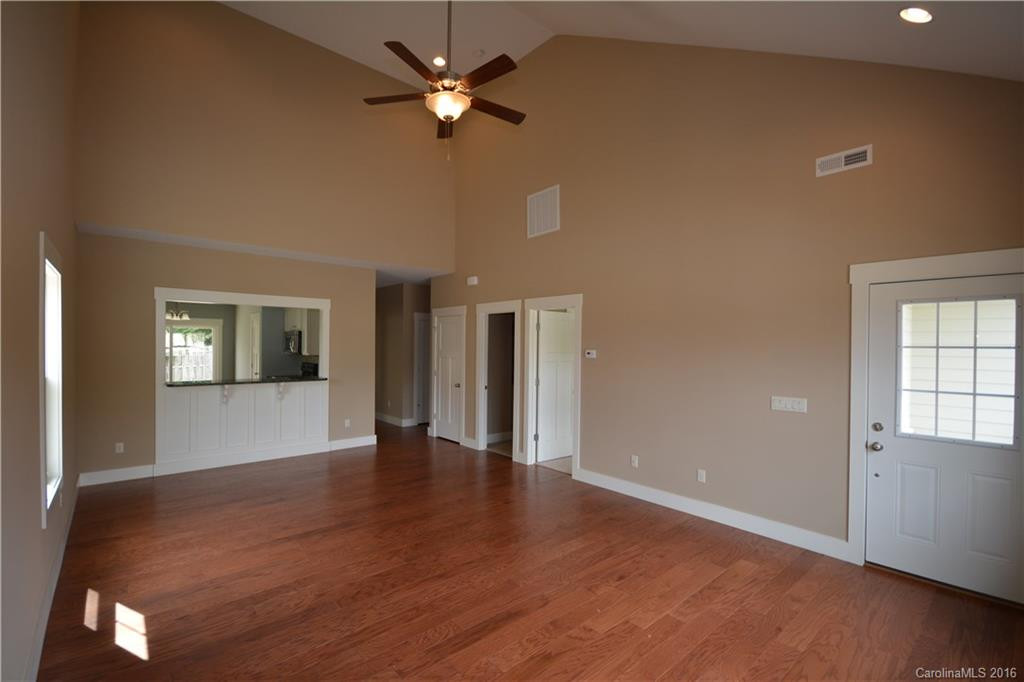 51 Fox Briar Drive #51 - Photo 4