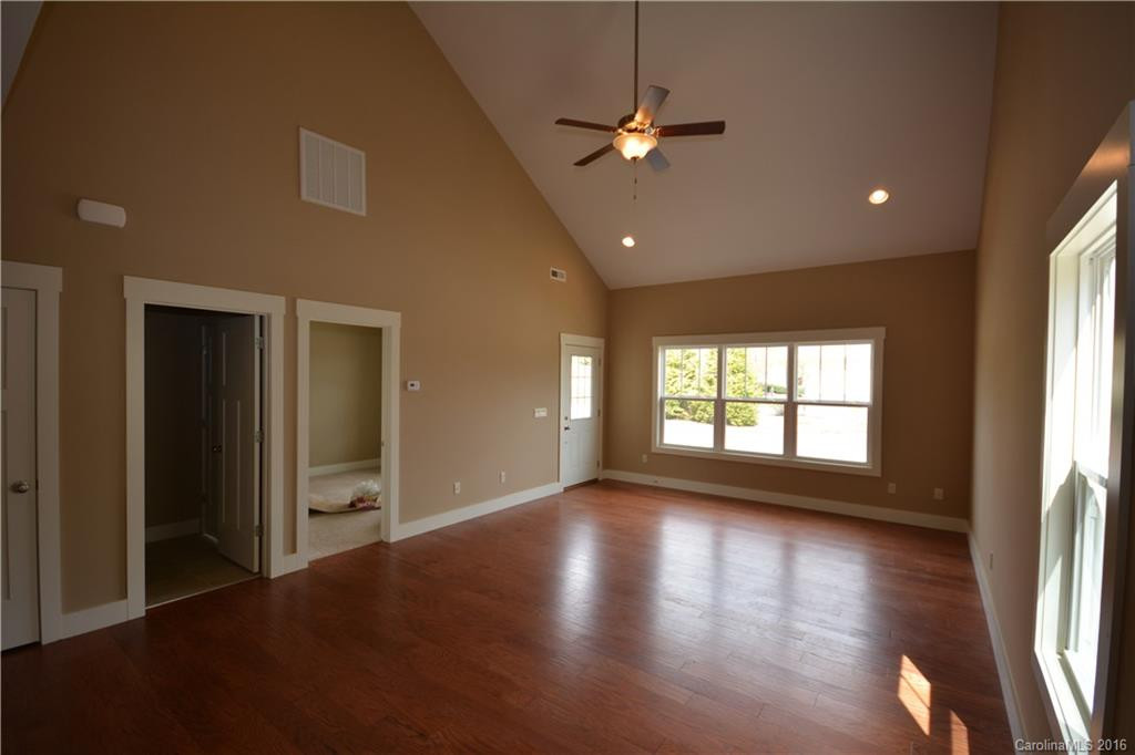 51 Fox Briar Drive #51 - Photo 5