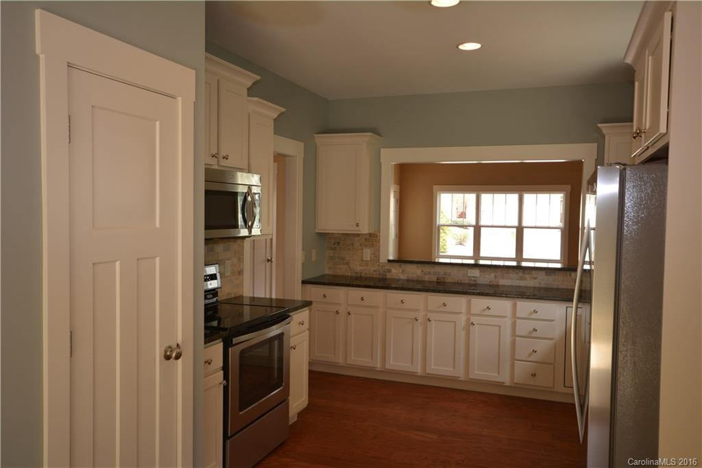 51 Fox Briar Drive #51 - Photo 8