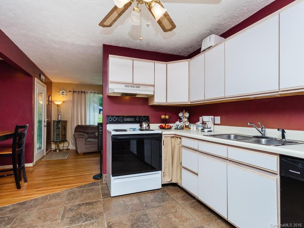17 Azalea Road - Photo 8