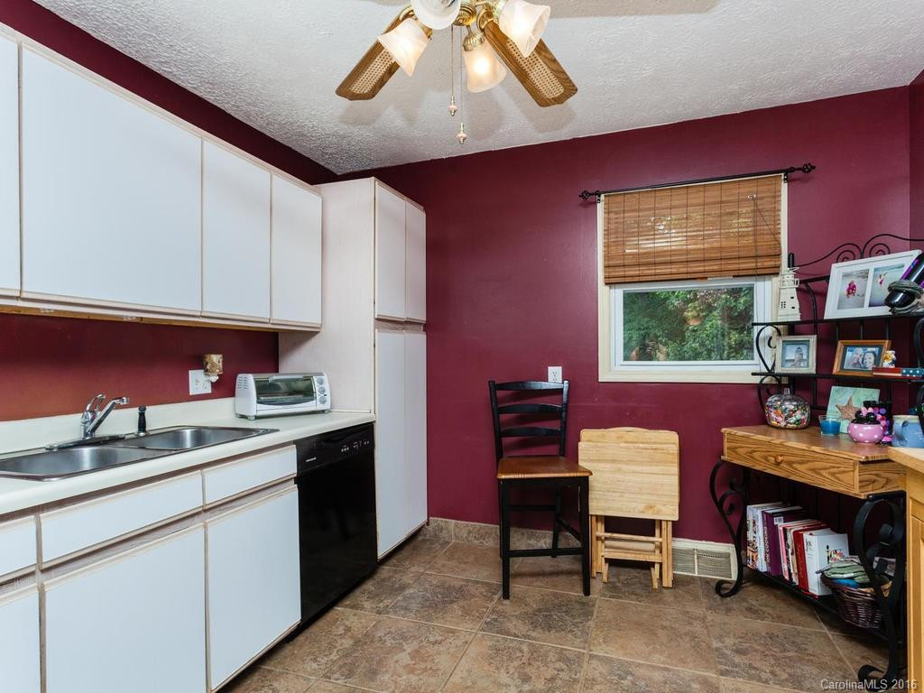 17 Azalea Road - Photo 9