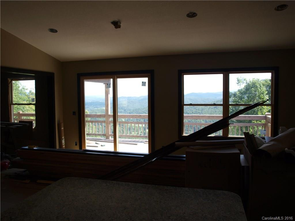 322 Ben Nevis Road - Photo 12
