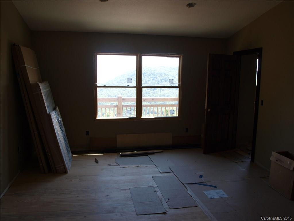 322 Ben Nevis Road - Photo 14