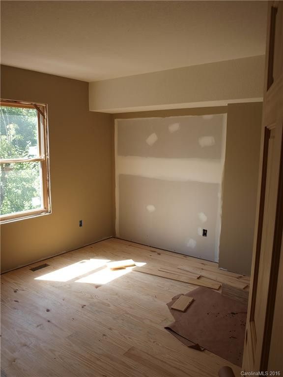 322 Ben Nevis Road - Photo 18