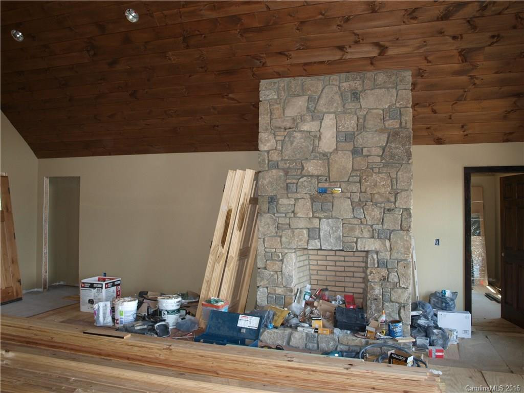 322 Ben Nevis Road - Photo 10