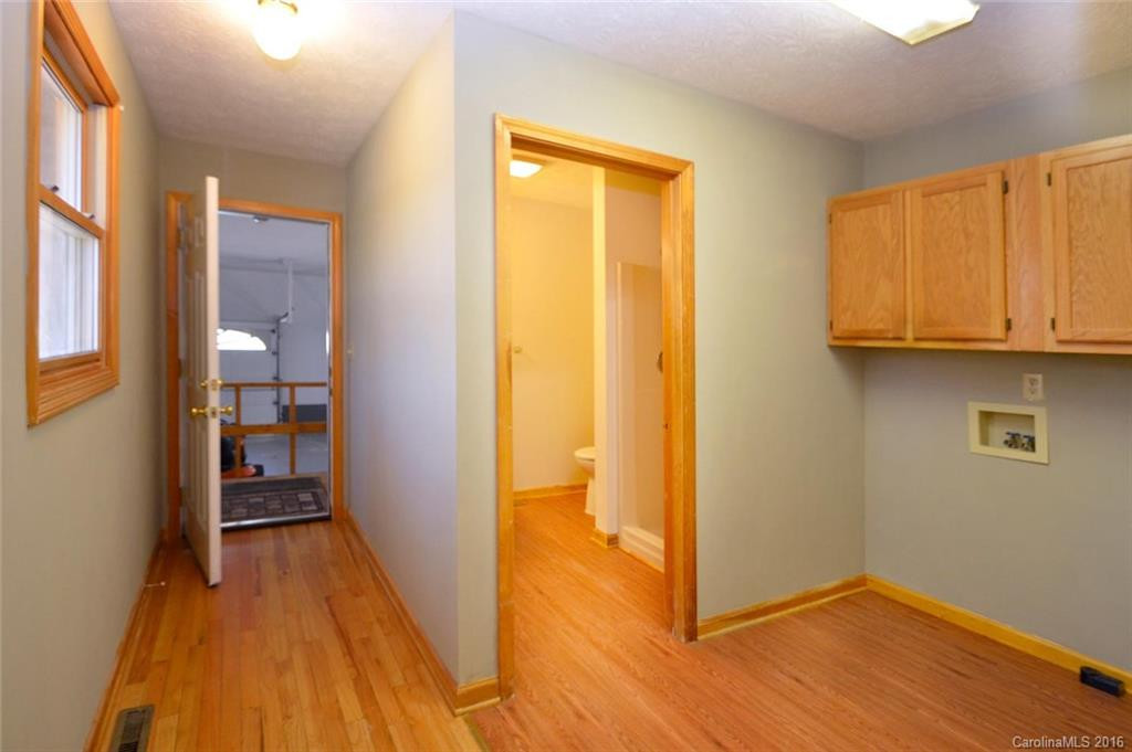 862 Rugby Road - Photo 13