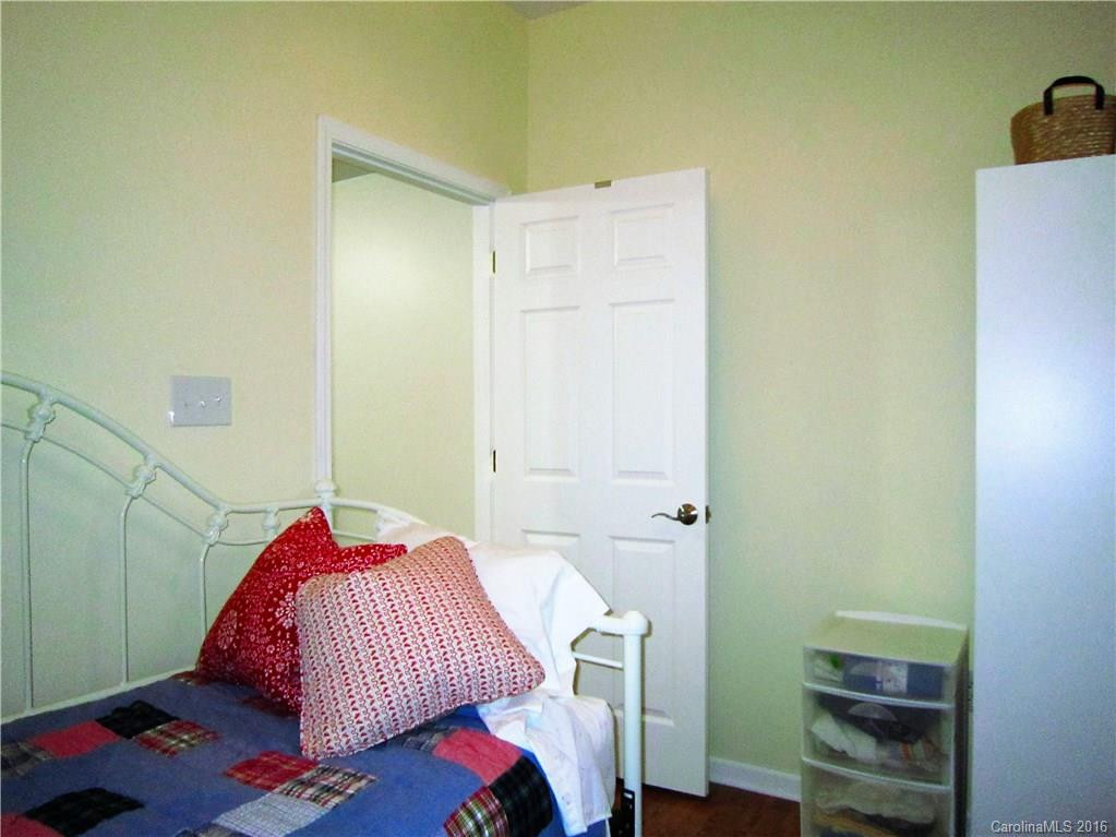 136 Willow Brook Drive - Photo 15