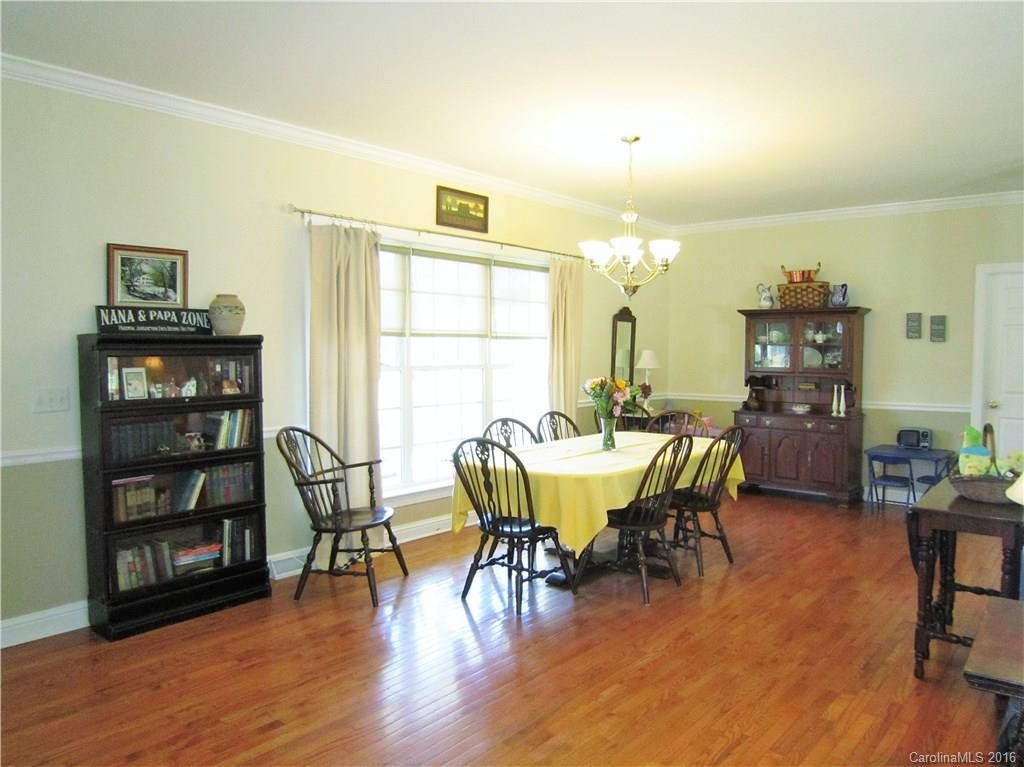 136 Willow Brook Drive - Photo 4