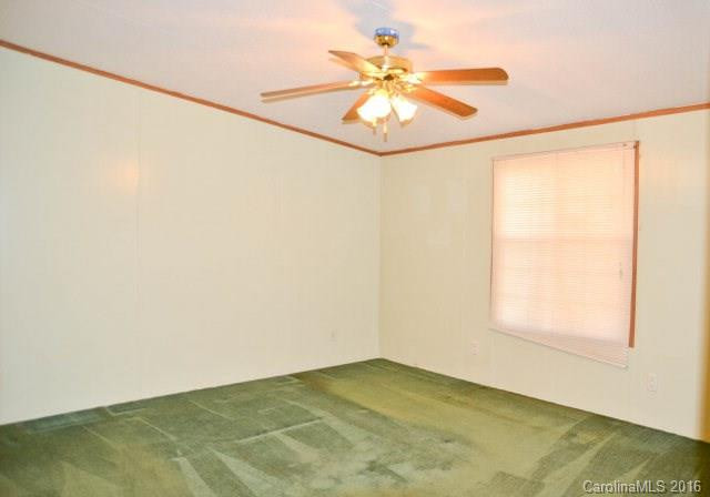 95 Liberty Drive - Photo 2