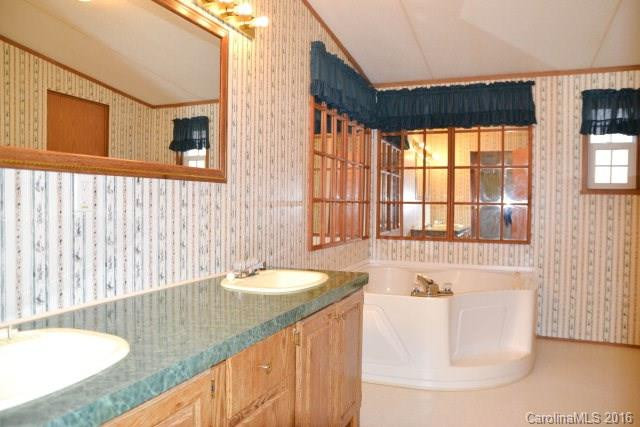 95 Liberty Drive - Photo 3