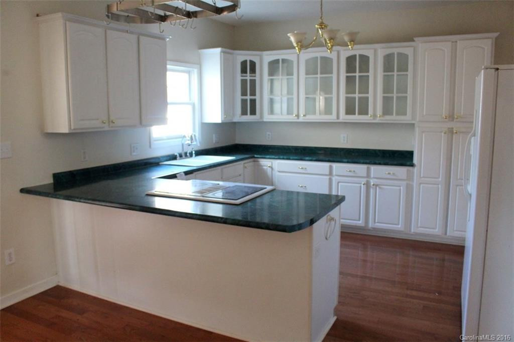 73 Azalea Drive - Photo 4