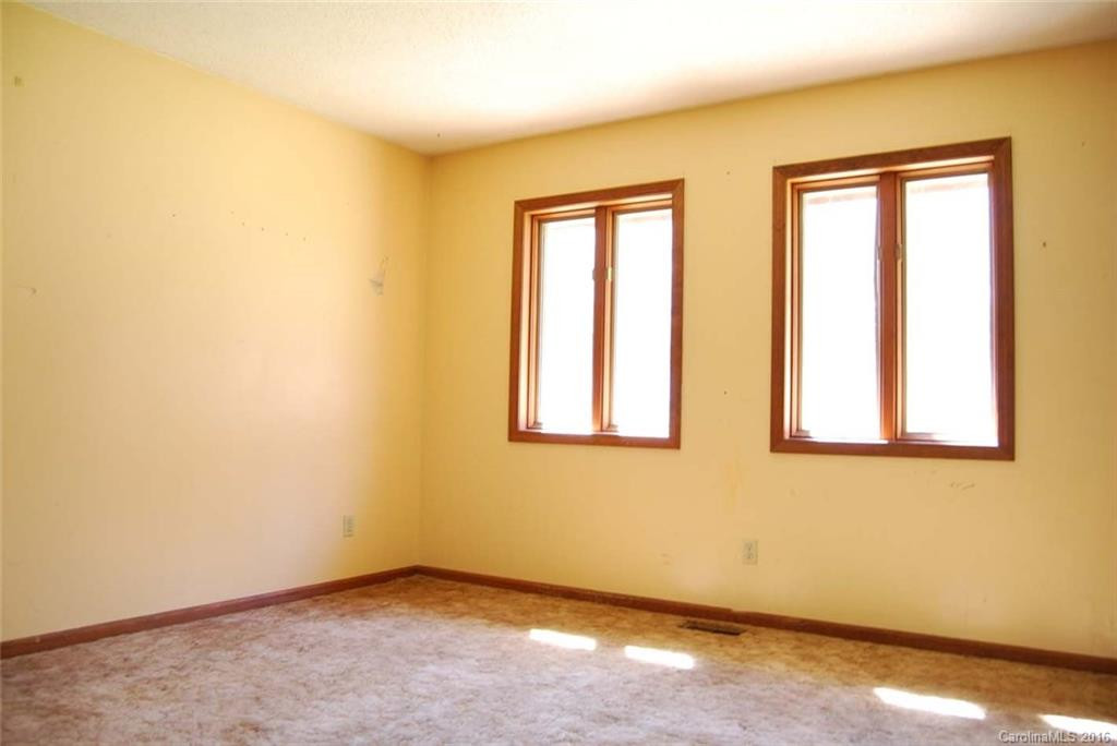 199 Woodpecker Lane - Photo 11