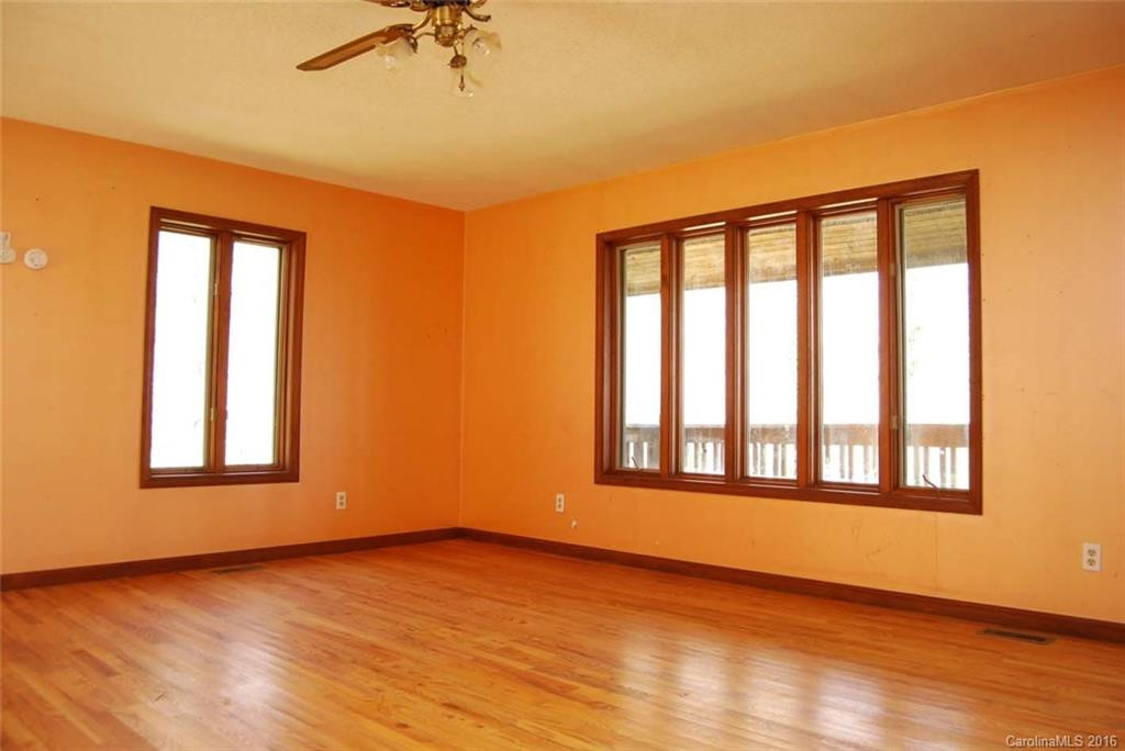 199 Woodpecker Lane - Photo 5