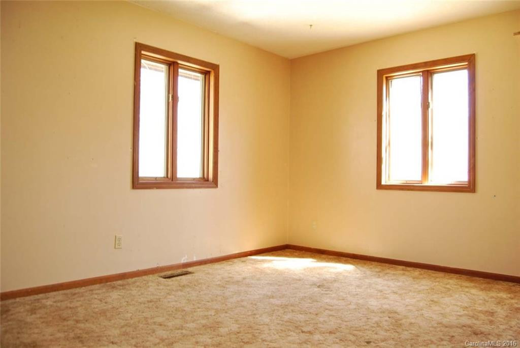 199 Woodpecker Lane - Photo 10