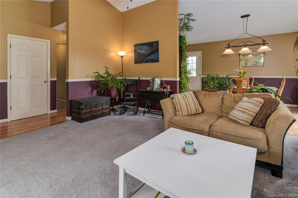 220 Monticello Road - Photo 5