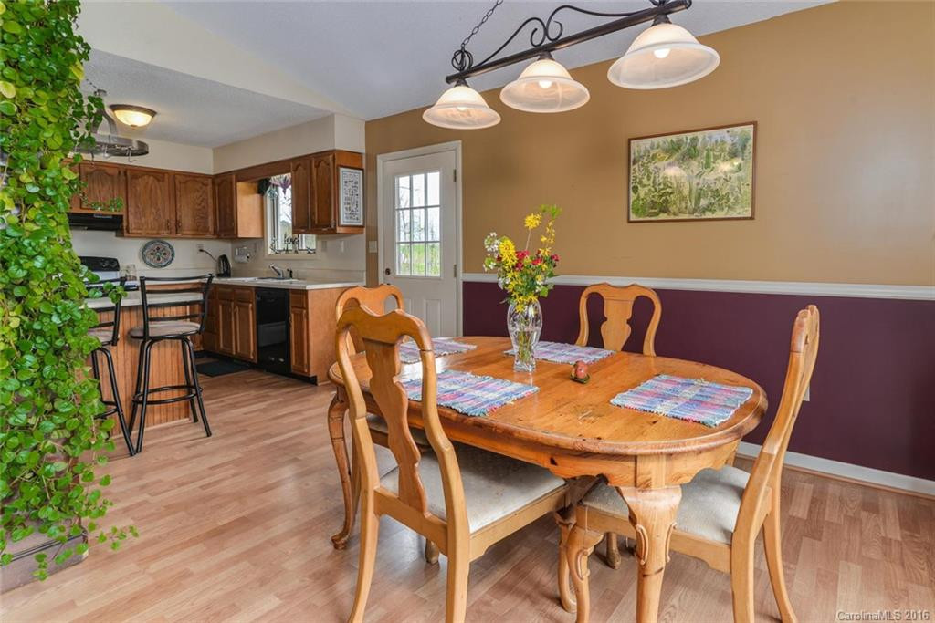 220 Monticello Road - Photo 7