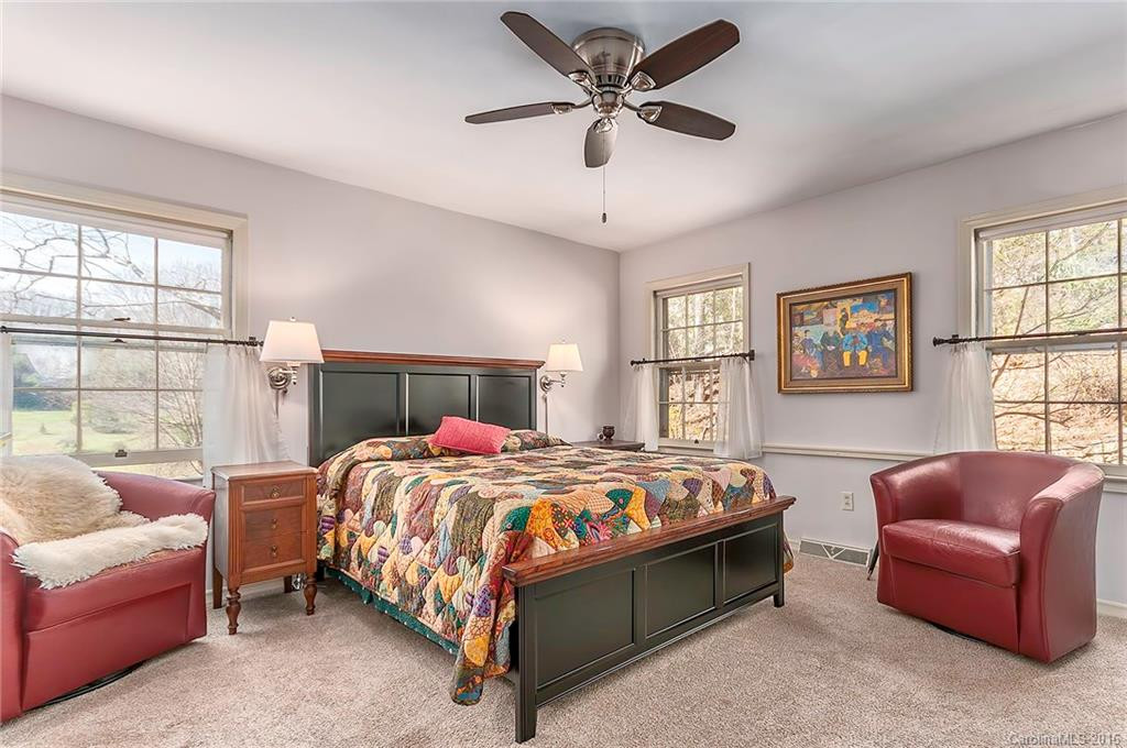 367 Greenview Drive - Photo 12