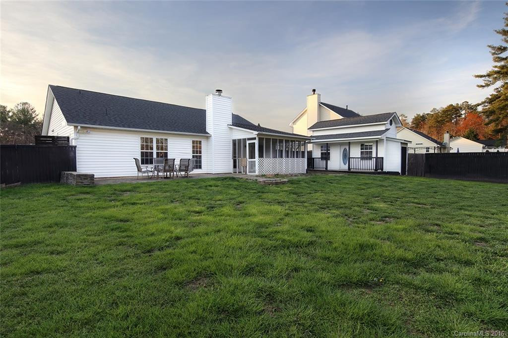 102 Sandpiper Court - Photo 2