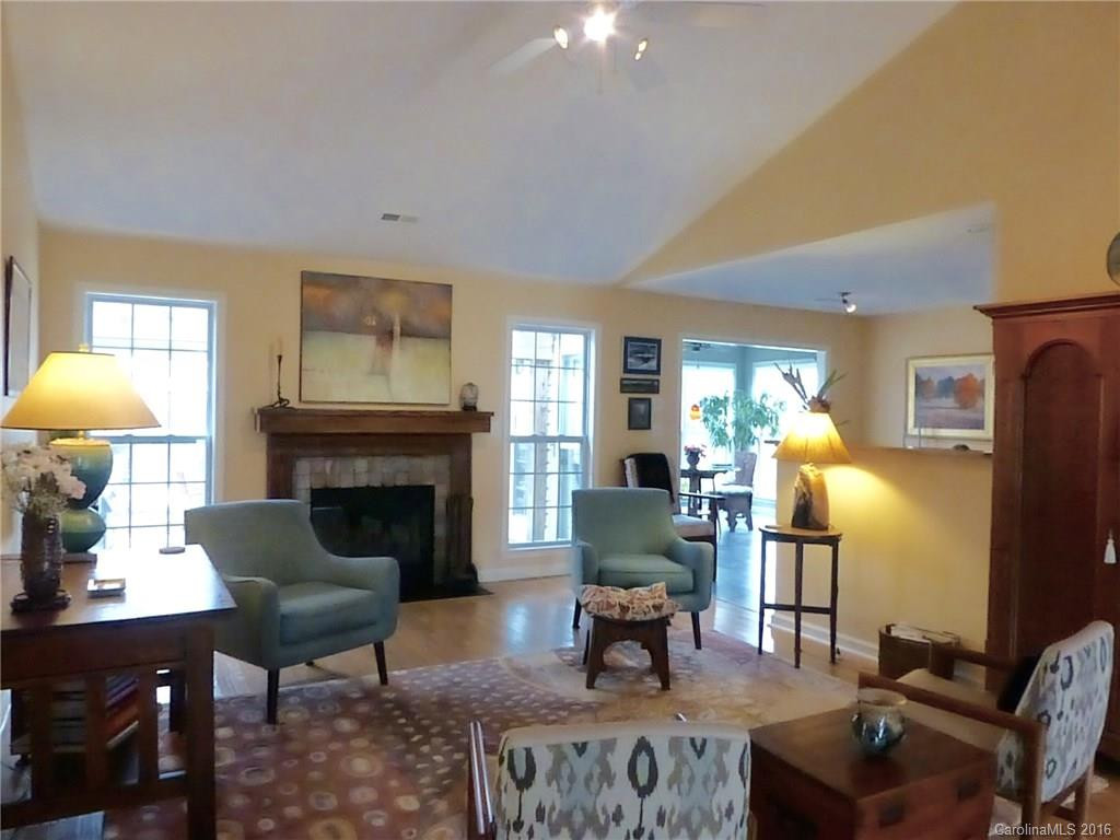 67 Wild Meadow Road - Photo 2