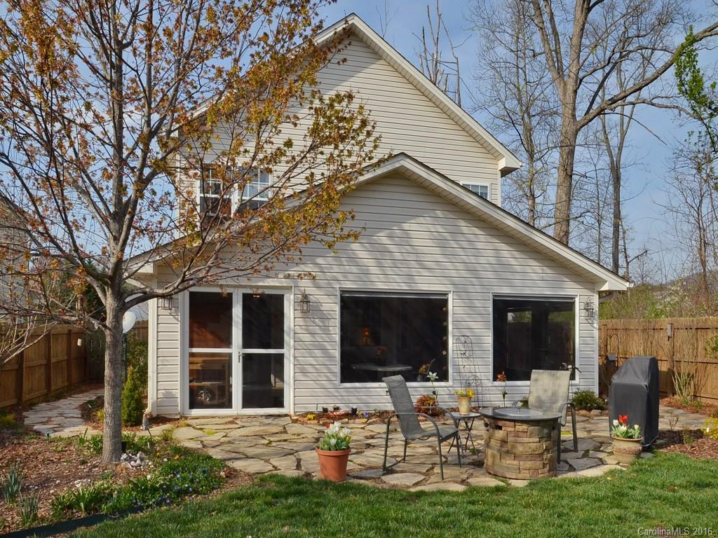 20 Summit Avenue