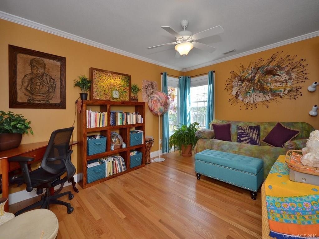 20 Summit Avenue - Photo 4