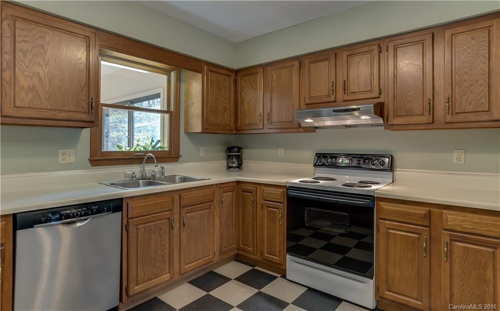 226 Beechwood Drive - Photo 8