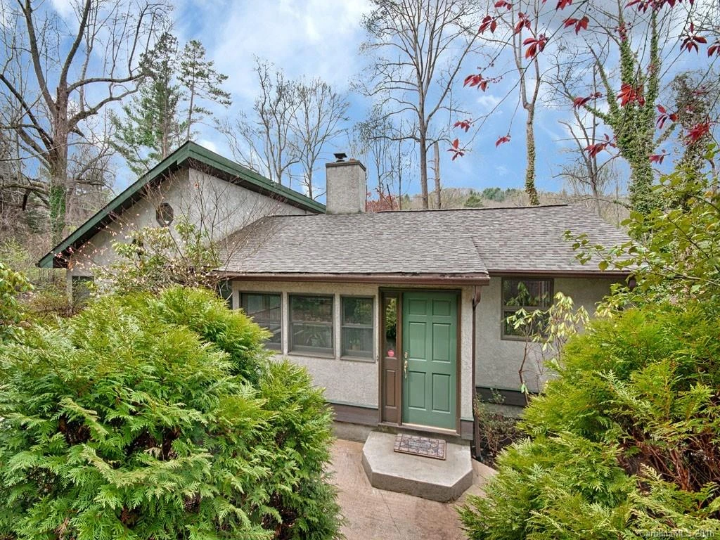 17 Bee Ridge Road