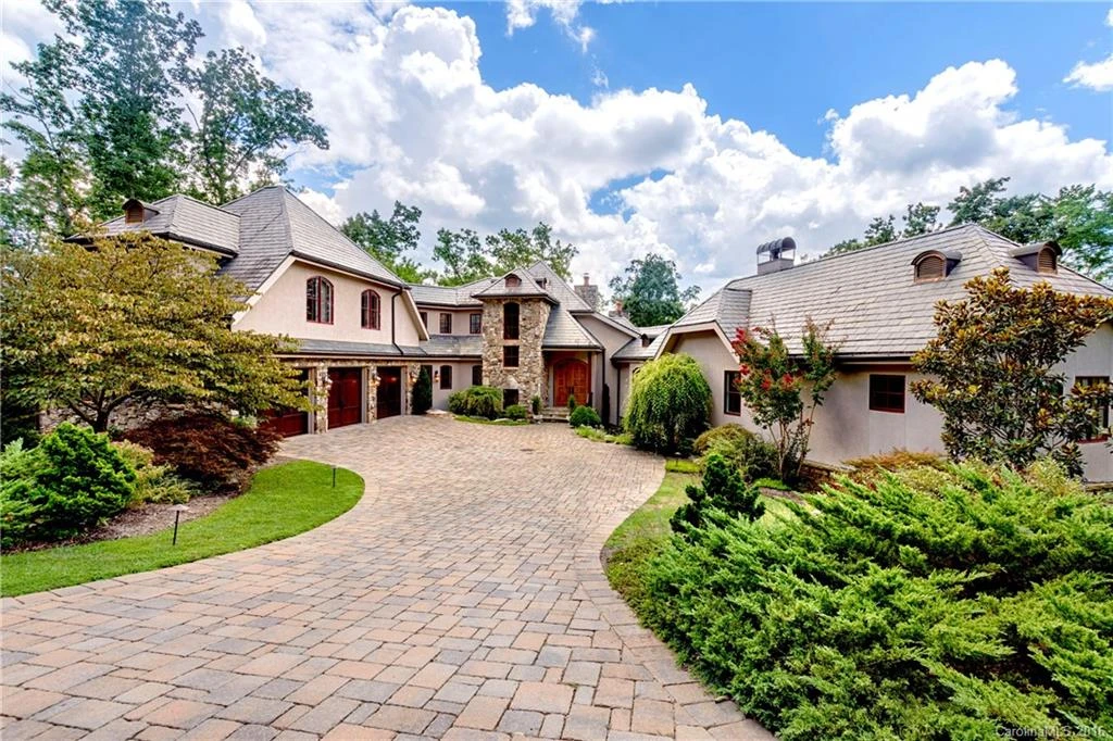504 Grayhawke Lane
