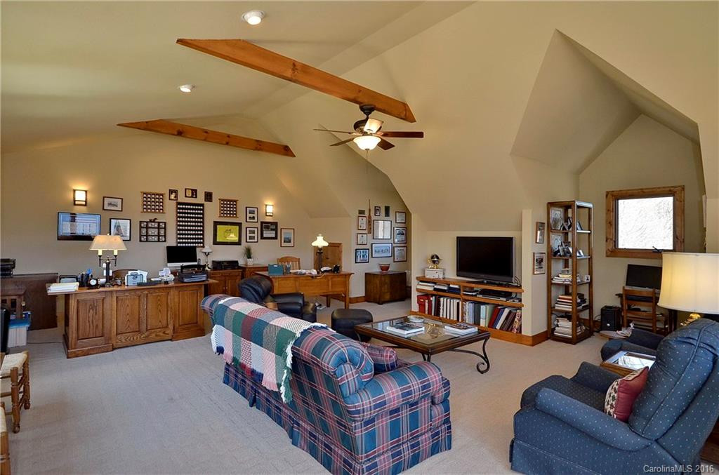 272 Glen Eagle Drive - Photo 16