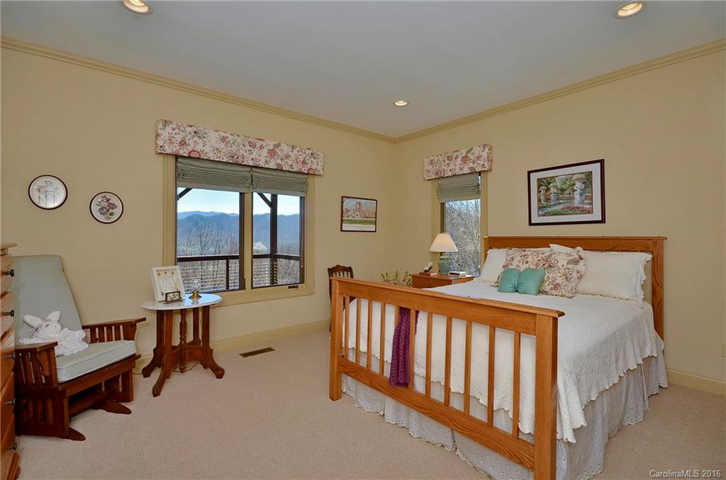 272 Glen Eagle Drive - Photo 19