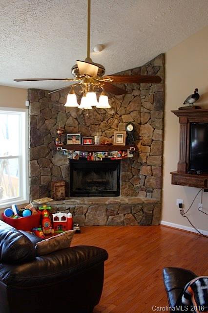 34 Deer Meadows Drive #4 - Photo 6