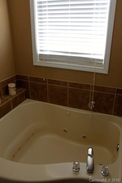 34 Deer Meadows Drive #4 - Photo 9