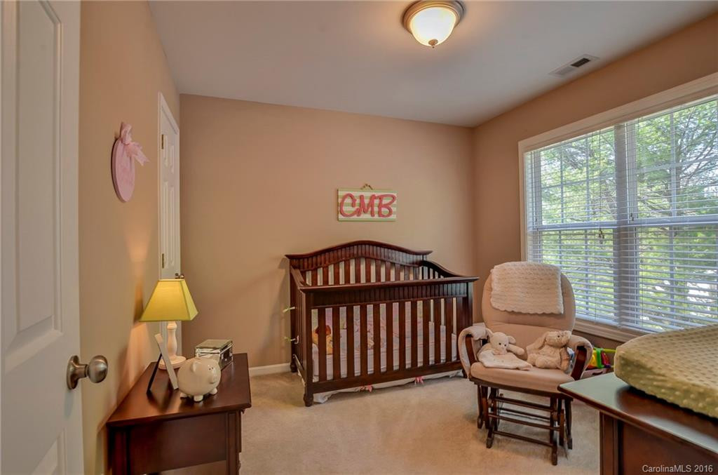 7 Forest Lake Drive - Photo 15