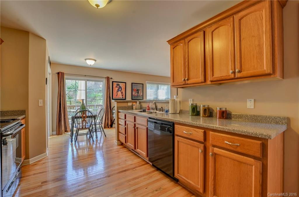 7 Forest Lake Drive - Photo 10