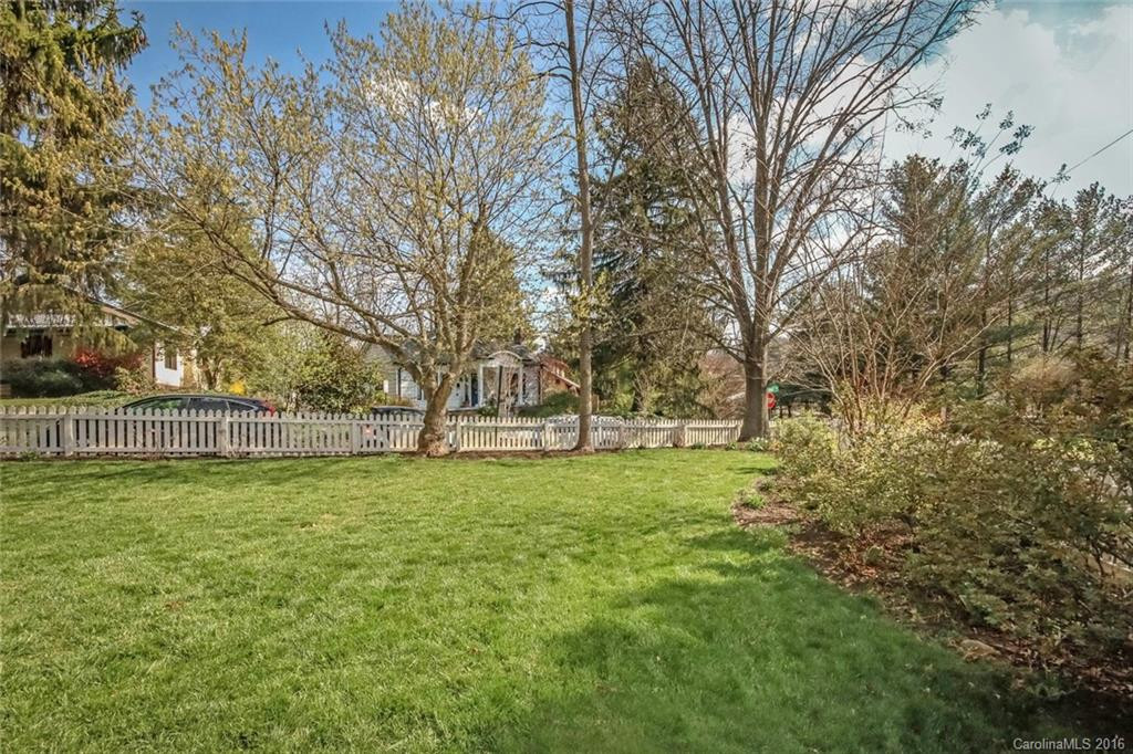 27 Fenner Avenue - Photo 16
