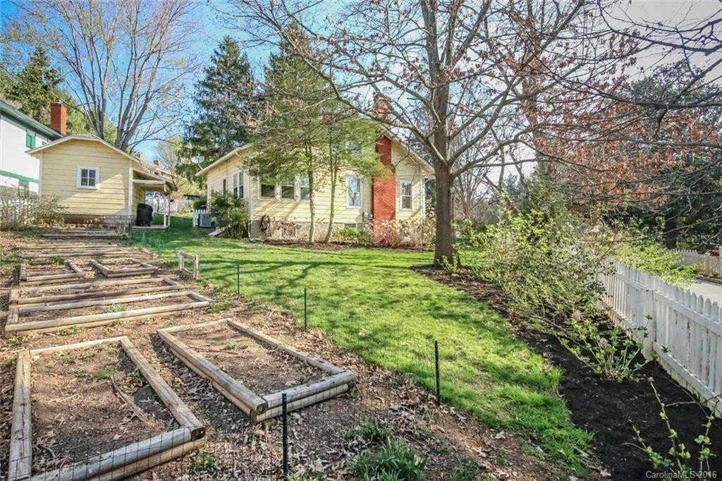 27 Fenner Avenue - Photo 17