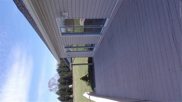 486 Leonard Lane - Photo 3