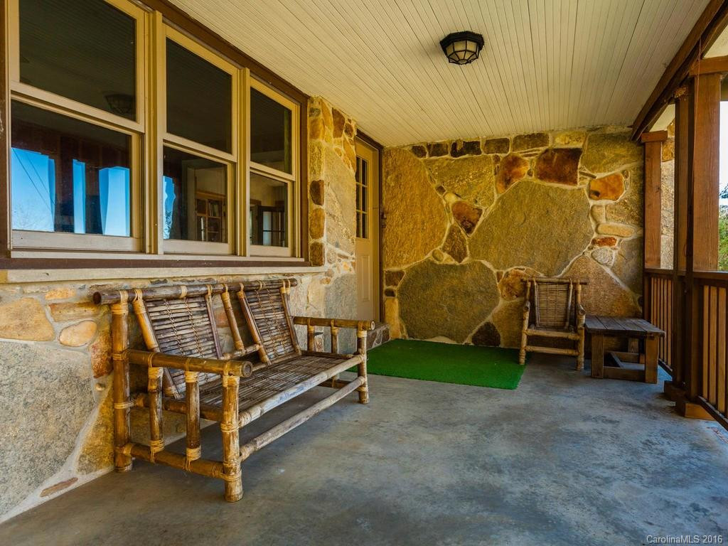 64 Rich Mountain Road - Photo 2