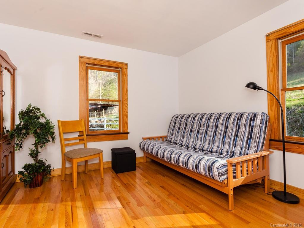 64 Rich Mountain Road - Photo 11