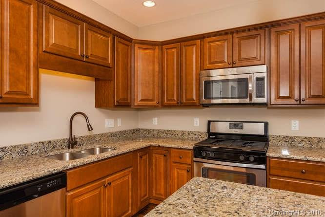 15 Myra Place #107 - Photo 10