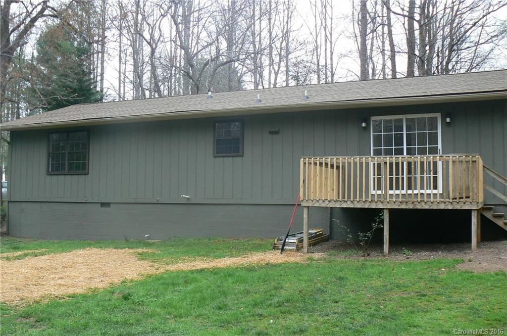 16 East Hill Drive - Photo 3