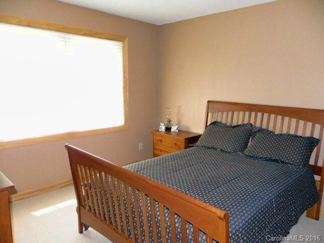 1052 Wolf Pen Road - Photo 18