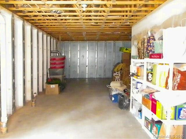 1052 Wolf Pen Road - Photo 19