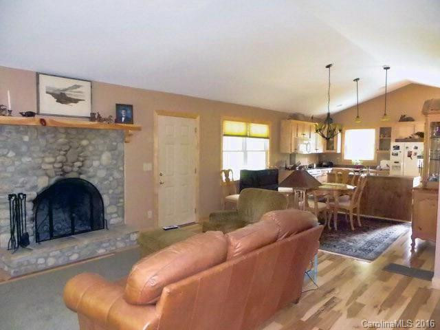1052 Wolf Pen Road - Photo 9