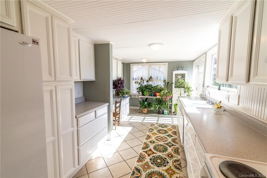 1108 Montreat Road - Photo 8