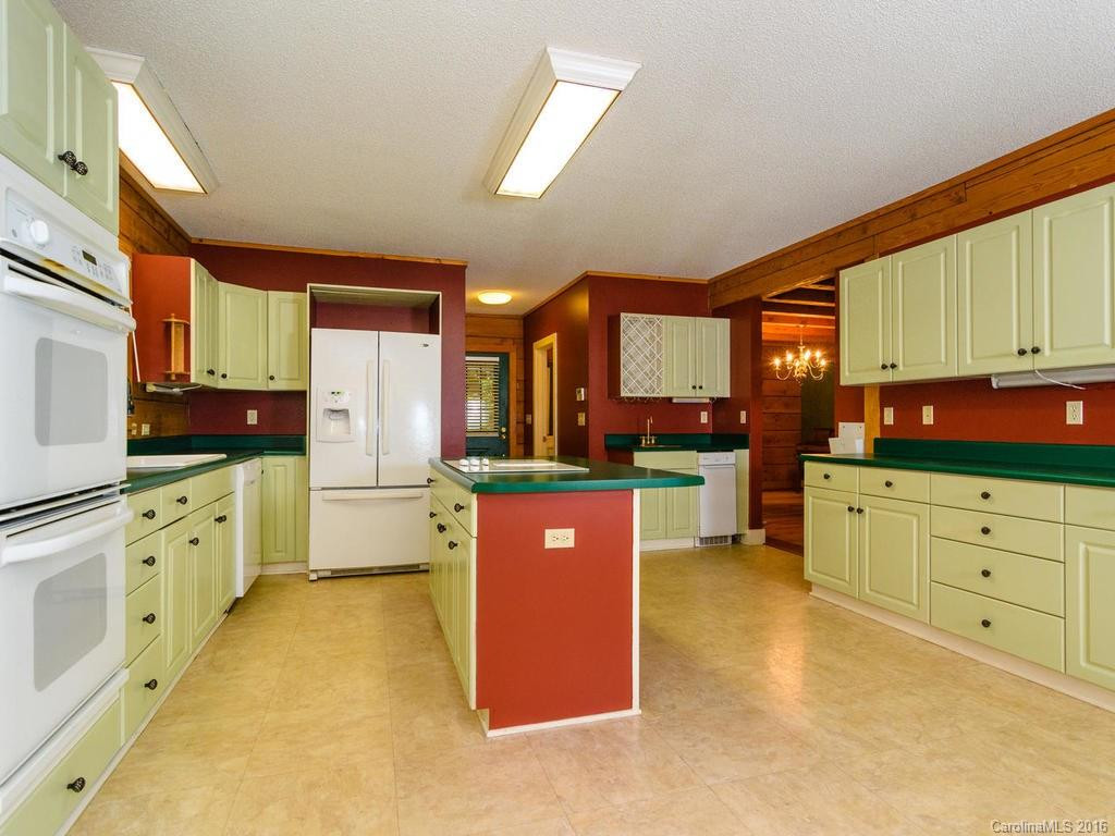 2110 Lake Adger Parkway - Photo 9